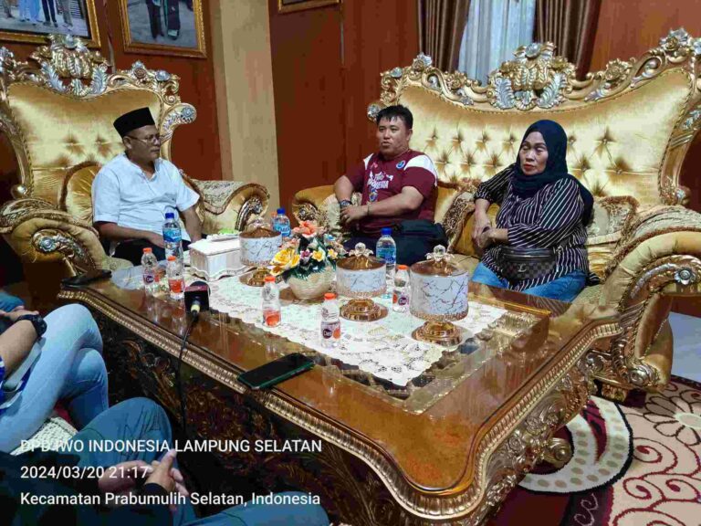 IWO INDONESIA Laksanakan Giat Roadshow Safari Ramadhan Ke Kediaman Tokoh Inspiratif Kota Prabumulih