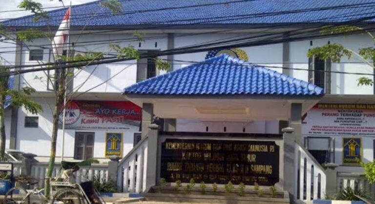 Rutan Kelas IIB Sampang, Terima Tahanan Titipan Kejari Pelimpahan Kasus Dari Polda Jatim Rutan Kelas IIB Sampang, Terima Tahanan Titipan Kejari Pelimpahan Kasus Dari Polda Jatim